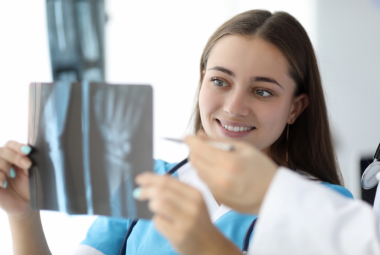 Osteoporosis fracture risk assessment